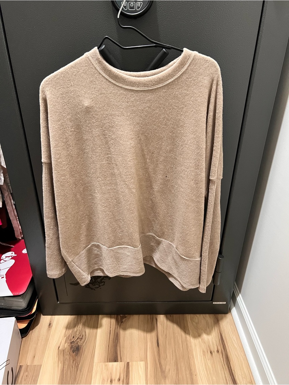 Zenana Outfitters Beige Crewneck Sweater